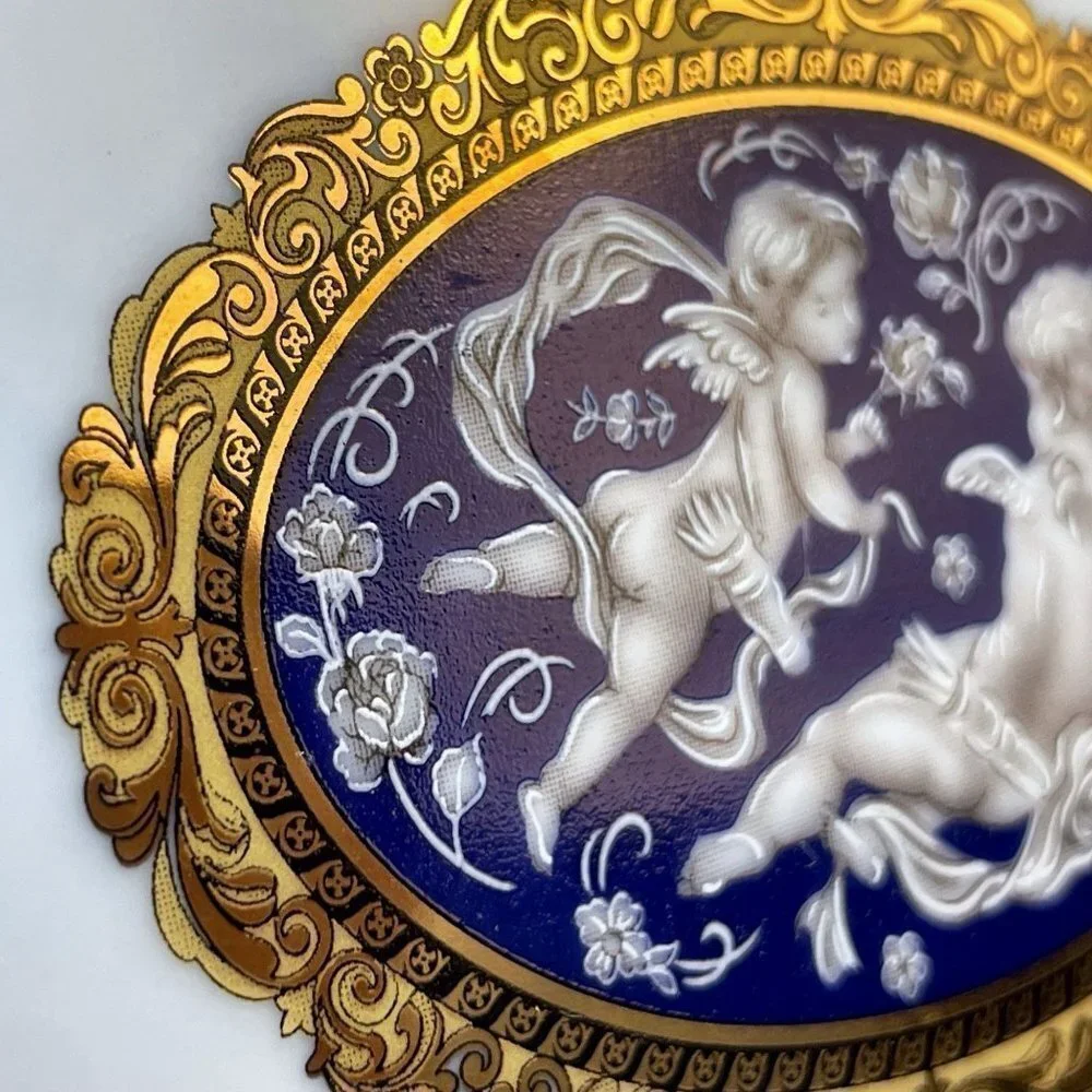 Limoges Porcelain Tea Service Plate Decorated in 22kt Gold and Deep Cobalt | Bea - Picture 3 of 8